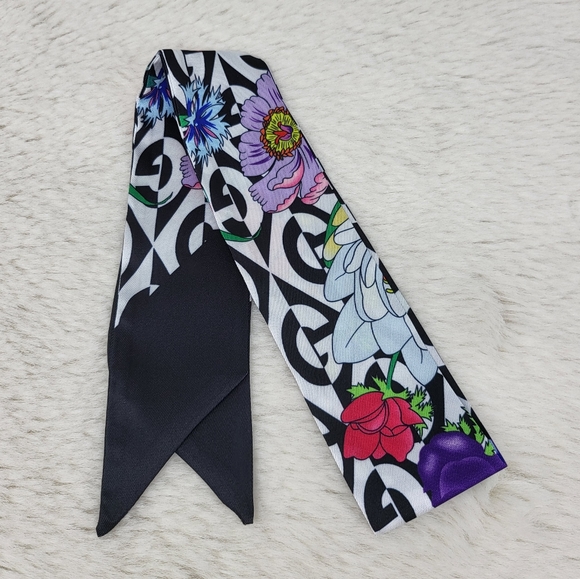 New Monogram Silk Skinny Scarf Twilly - Picture 3 of 6